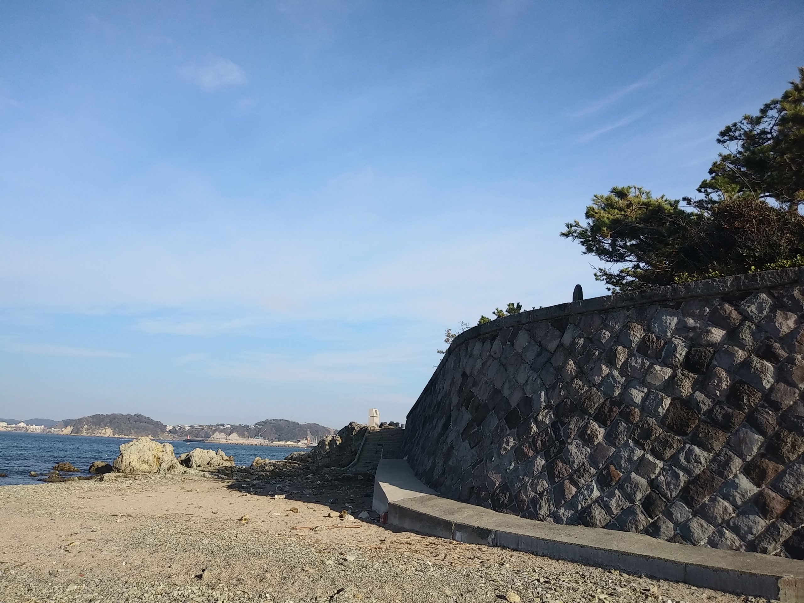 北よりの風が3m前後吹いています