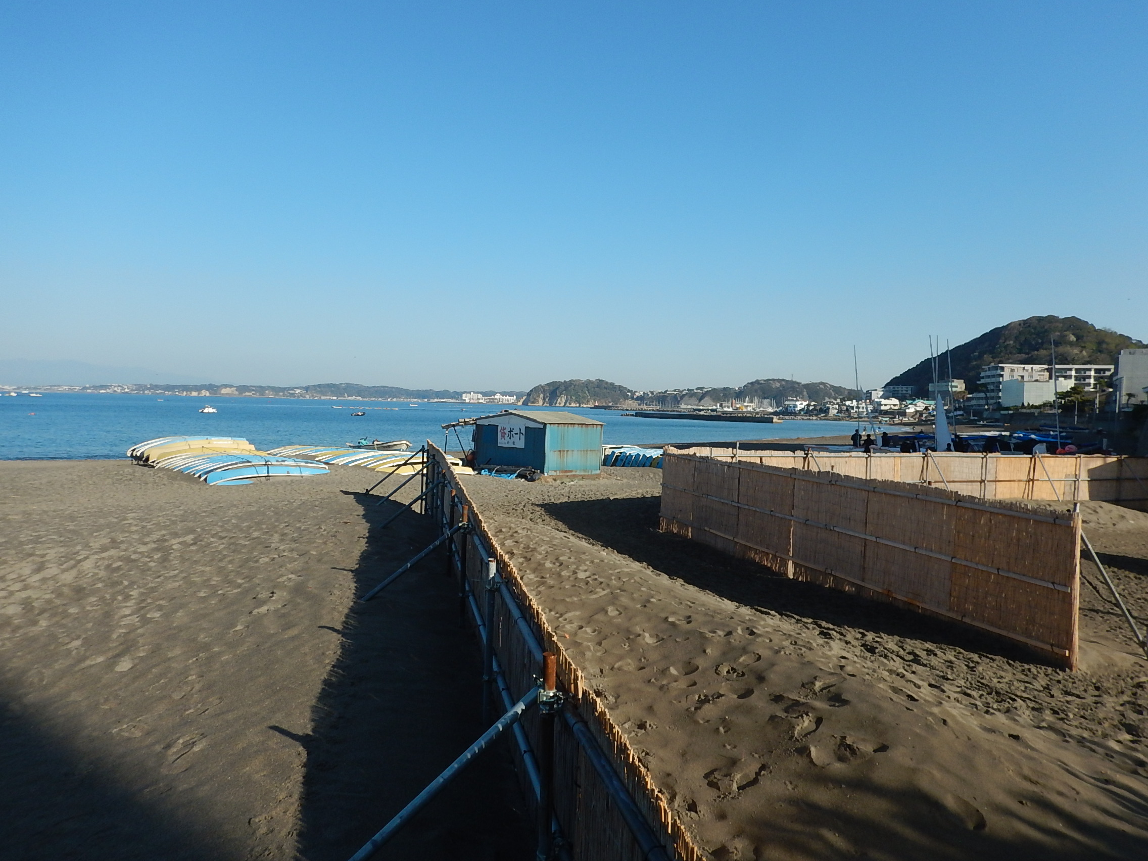 3月26日 朝の森戸海岸