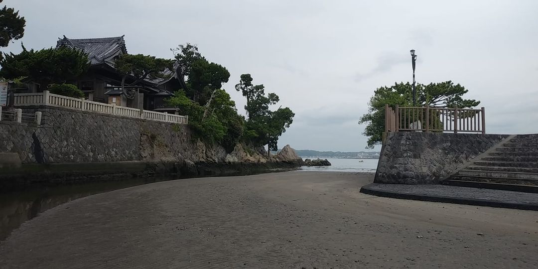 5月11日 朝の森戸海岸