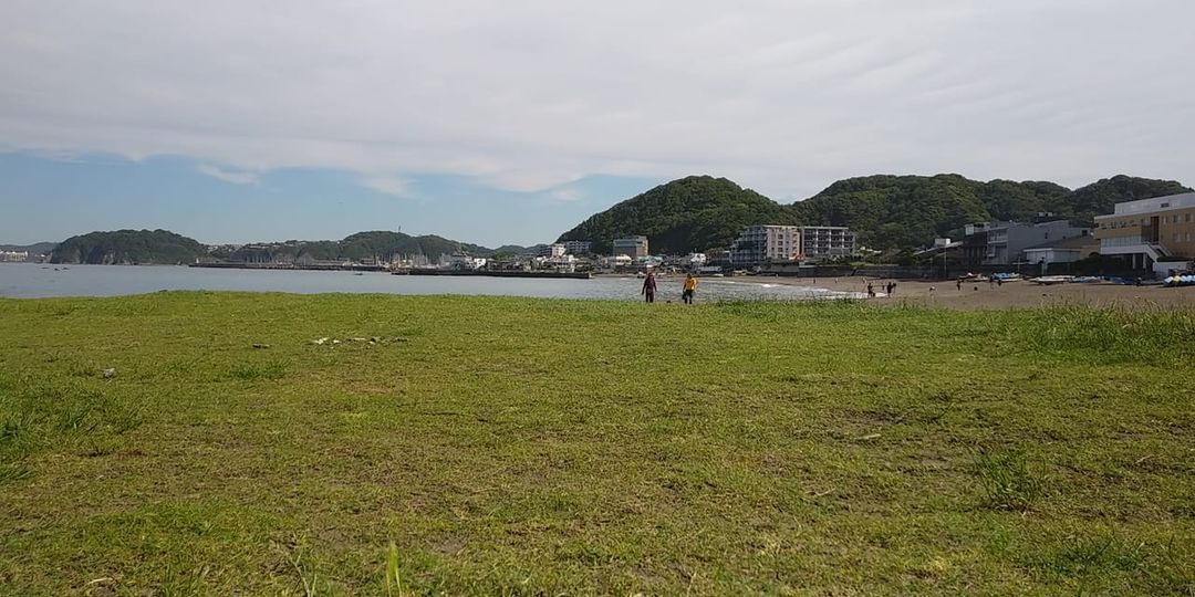 5月28日 朝の森戸海岸