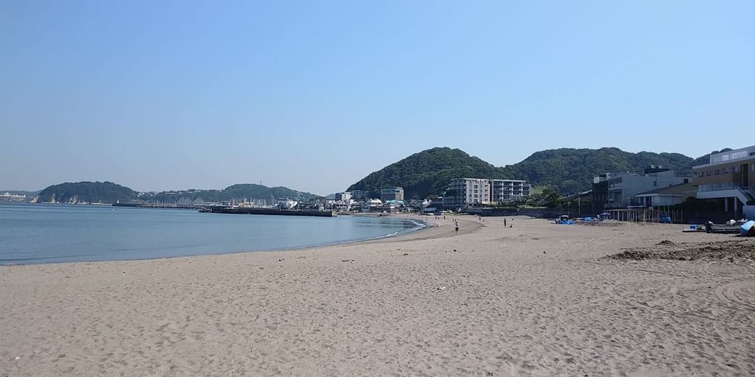 6月9日 朝の森戸海岸