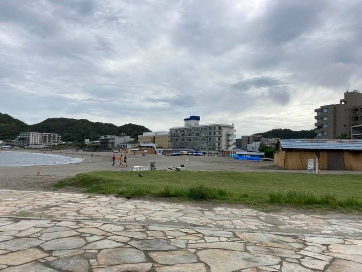 8月22日 朝の森戸海岸