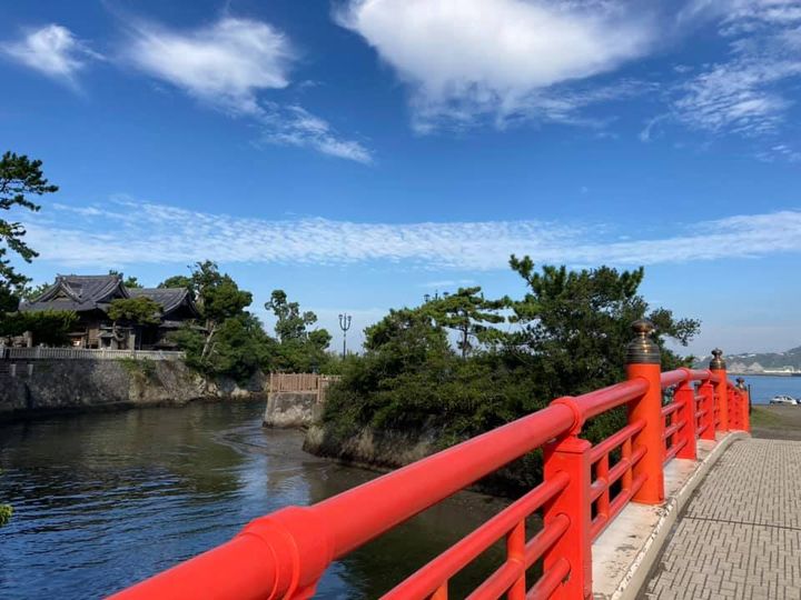 10月8日 朝の森戸海岸