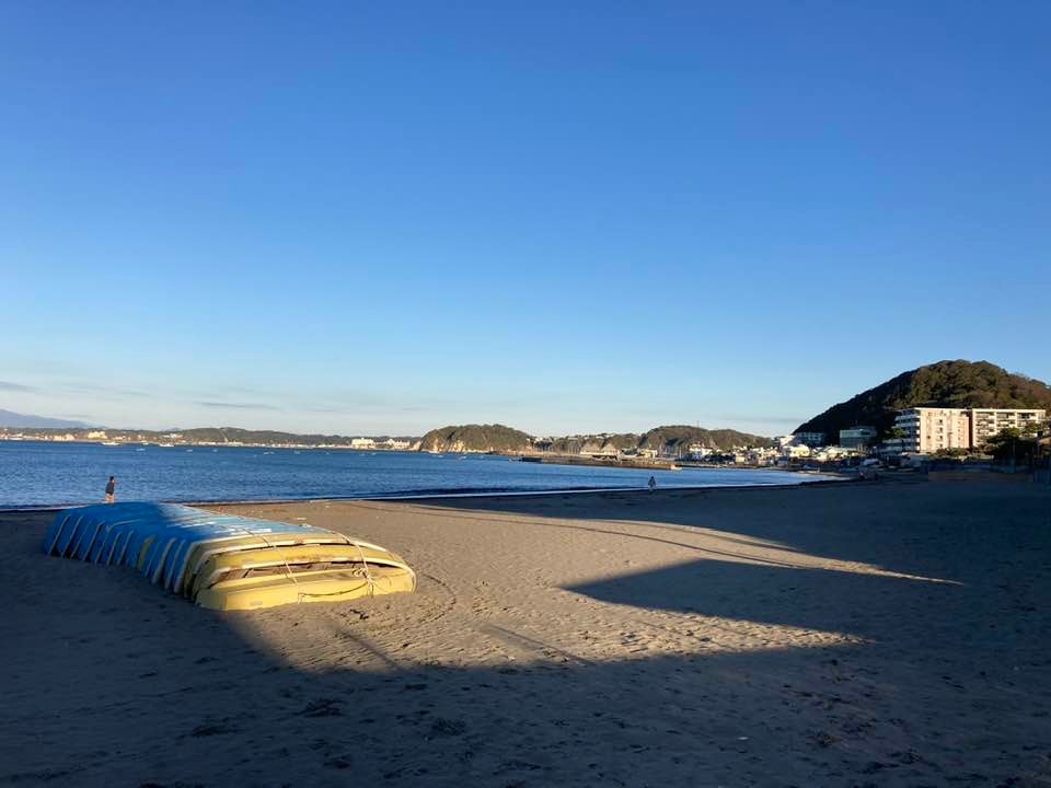 12月5日 朝の森戸海岸