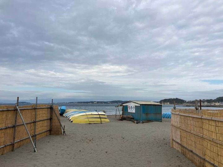 12月7日 朝の森戸海岸