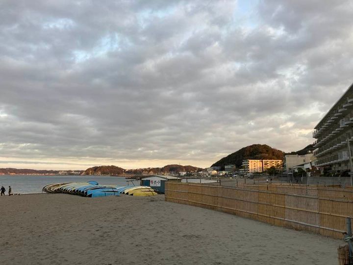 12月29月日 朝の森戸海岸