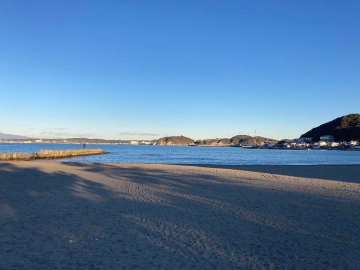 1月18日 朝の森戸海岸