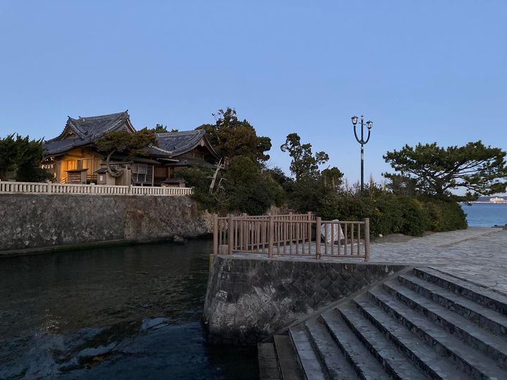 2月6日 朝の森戸海岸